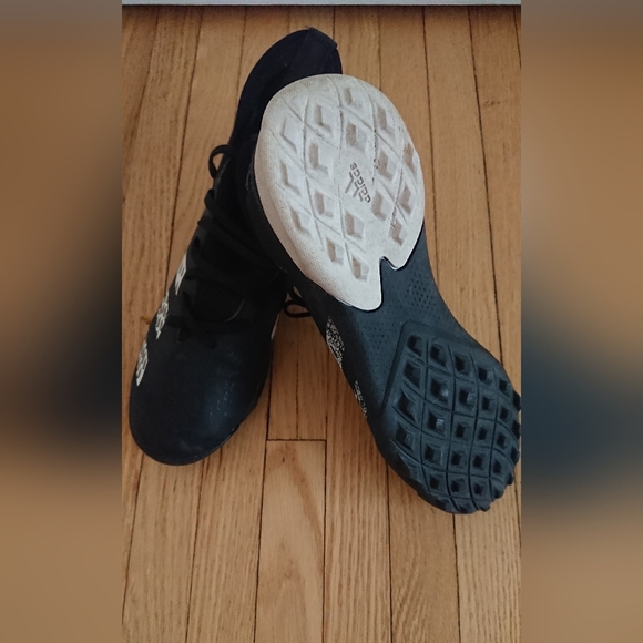 adidas Predator Freak.3 TF J 'Demonscale, US4 - Picture 3 of 7